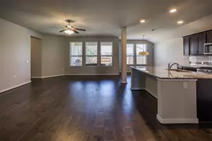 7108 Garnet Mill Ln, Austin, TX 78744 - Photo 13