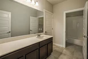 7108 Garnet Mill Ln, Austin, TX 78744 - Photo 23