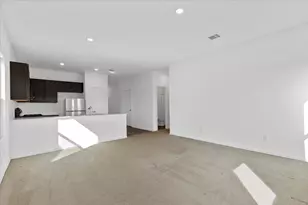 14320 Tordillo Dr, Elgin, TX 78621 - Photo 11