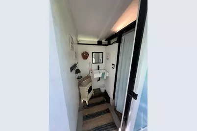 215 W 7th Street, Taylor, TX 76574 - Photo 29