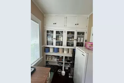 215 W 7th Street, Taylor, TX 76574 - Photo 11