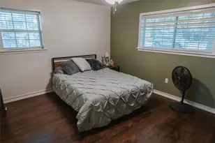 1200 Garden Ln, Bryan, TX 77802 - Photo 9