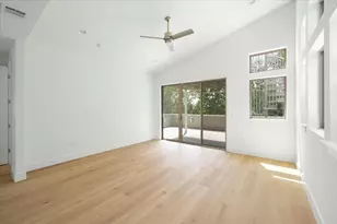 2501 E 9th St, Austin, TX 78702 - Photo 11
