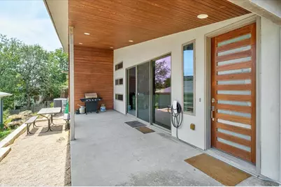 2501 E 9th Street, Austin, TX 78702 - Photo 3