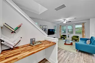 7111 Terrazzo Cottage Ct, Austin, TX 78744 - Photo 15