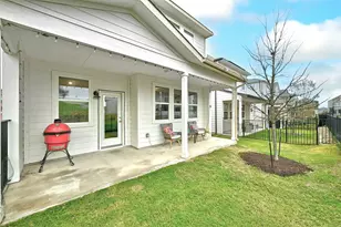 7111 Terrazzo Cottage Ct, Austin, TX 78744 - Photo 33