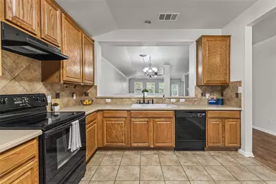 7733 Little Deer Trail, Georgetown, TX 78628 - Photo 9