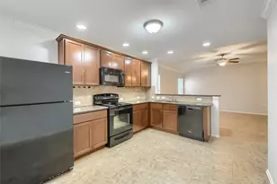 10104 Deer Chase Trail, Austin, TX 78747 - Photo 5