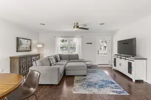 219 S Bluff St, Dripping Springs, TX 78620 - Photo 35