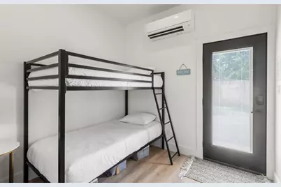 219 S Bluff Street, Dripping Springs, TX 78620 - Photo 31