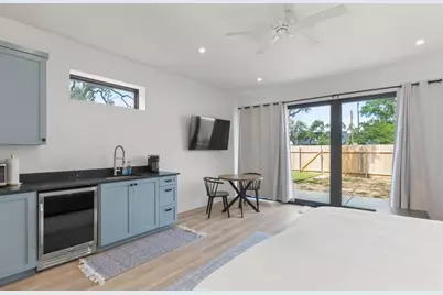 219 S Bluff Street, Dripping Springs, TX 78620 - Photo 27