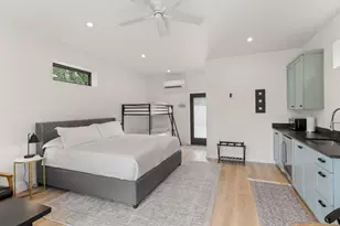 219 S Bluff St, Dripping Springs, TX 78620 - Photo 25