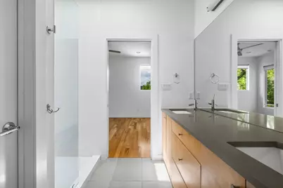 1302 S 5th Street #A, Austin, TX 78704 - Photo 17