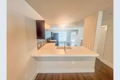 1101 Grove Boulevard #701, Austin, TX 78741 - Photo 7