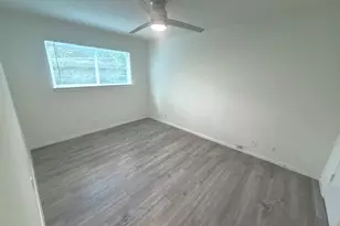 7303 Whispering Creek Cir, Austin, TX 78736 - Photo 31