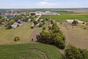 711 E Clark St, Bartlett, TX 76511 - Photo 11