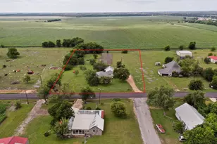 711 E Clark St, Bartlett, TX 76511 - Photo 1