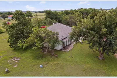711 E Clark Street, Bartlett, TX 76511 - Photo 5