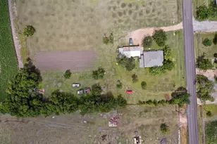 711 E Clark St, Bartlett, TX 76511 - Photo 7