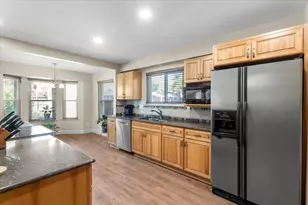 102 Bonwood Dr, Round Rock, TX 78681 - Photo 15