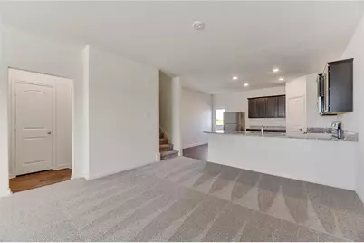 105 Brunswick Lane, Jarrell, TX 76537 - Photo 5