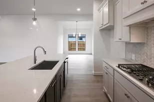 654 Bay Breeze Dr, Kyle, TX 78640 - Photo 15