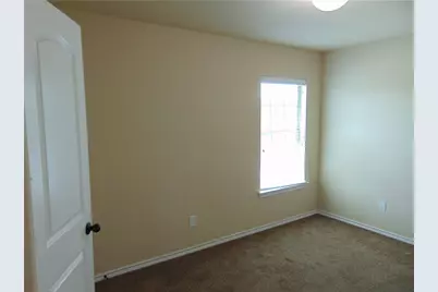 185 Creekside Villa Drive, Kyle, TX 78640 - Photo 9