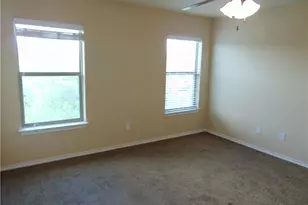 185 Creekside Villa Dr, Kyle, TX 78640 - Photo 7