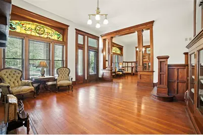 504 S Main Street, Lockhart, TX 78644 - Photo 3