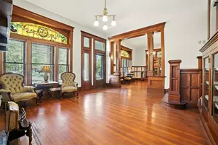 504 S Main St, Lockhart, TX 78644 - Photo 3