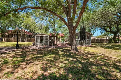 504 S Main Street, Lockhart, TX 78644 - Photo 35