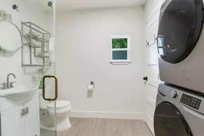 805 Eberhart Lane, Austin, TX 78745 - Photo 11