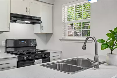 826 King Albert Street #B, Austin, TX 78745 - Photo 17