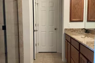 2105 Town Centre Dr, Round Rock, TX 78664 - Photo 23