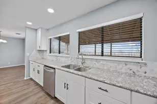 2928 Donnell Dr, Round Rock, TX 78664 - Photo 3