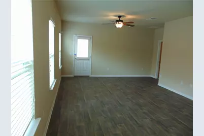 305 Cibolo Creek Drive, Kyle, TX 78640 - Photo 7