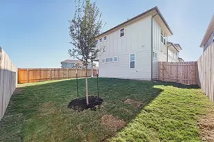 500 Young St, Buda, TX 78610 - Photo 35