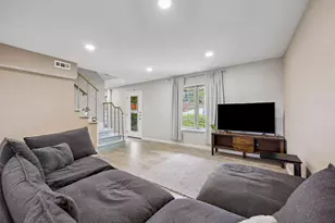 2118 Vanderbilt Ln, Austin, TX 78723 - Photo 5