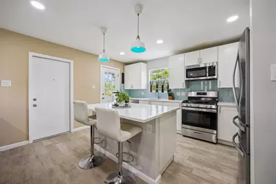2118 Vanderbilt Lane, Austin, TX 78723 - Photo 7