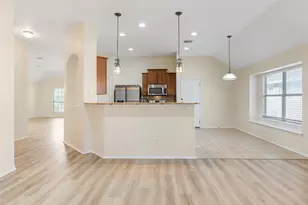 537 Bluehaw Dr, Georgetown, TX 78628 - Photo 9