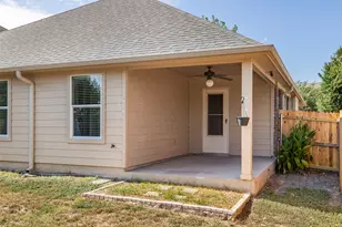 537 Bluehaw Dr, Georgetown, TX 78628 - Photo 27
