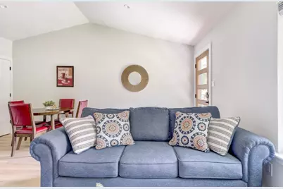 1205 Hollow Creek Drive #202, Austin, TX 78704 - Photo 5