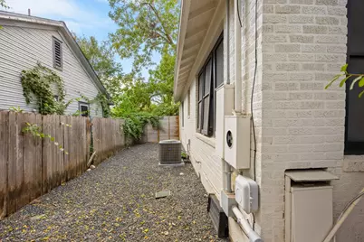 712 Harris Avenue #1, Austin, TX 78705 - Photo 23