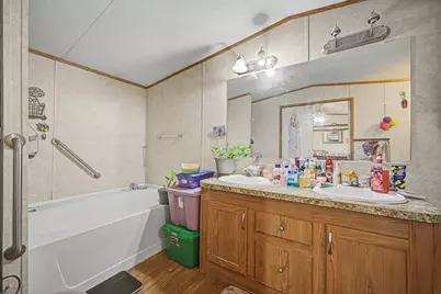 105 S Austin Drive, Paige, TX 78659 - Photo 9