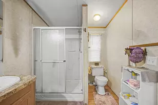 105 S Austin Dr, Paige, TX 78659 - Photo 11