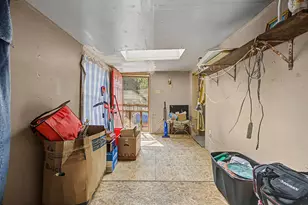 105 S Austin Dr, Paige, TX 78659 - Photo 17