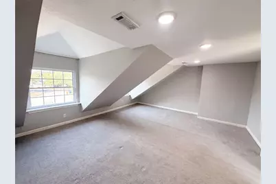 6305 Weeks Cove, Austin, TX 78727 - Photo 11