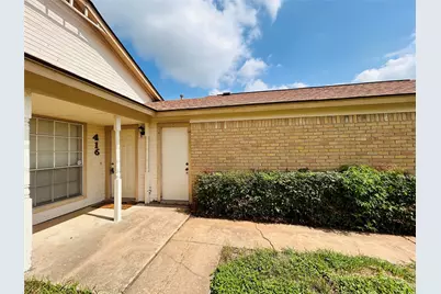 416 Greenlawn Boulevard, Round Rock, TX 78664 - Photo 1