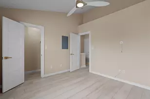 11901 Swearingen Dr, Austin, TX 78758 - Photo 17