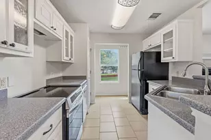 17509 Village Dr, Dripping Springs, TX 78620 - Photo 11